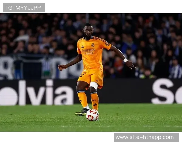 巴尔韦德身体不适坚持出战三周记者揭示其坚韧精神与顽强意志